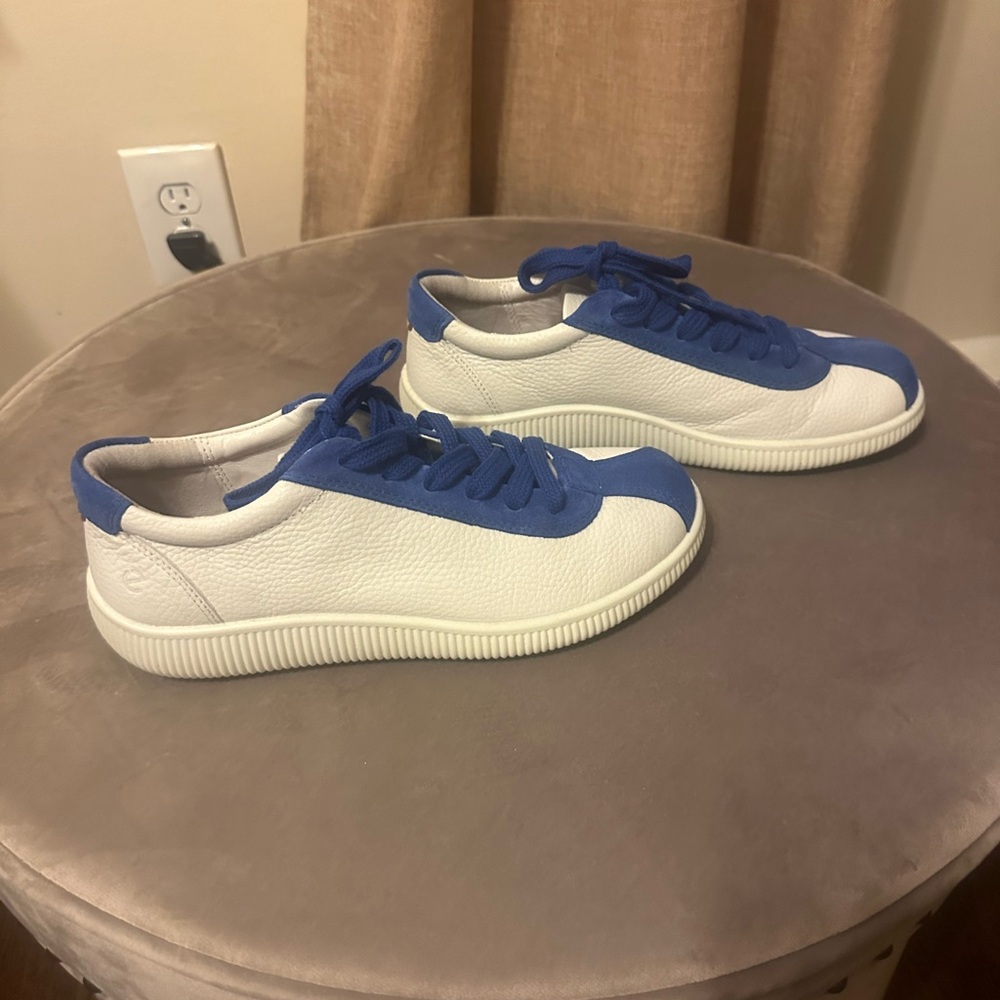 Ecco sneakers - Picture 3 of 5